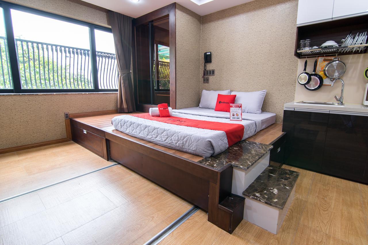 Reddoorz Plus @ Nguyen Trai Street Хошимин Экстерьер фото