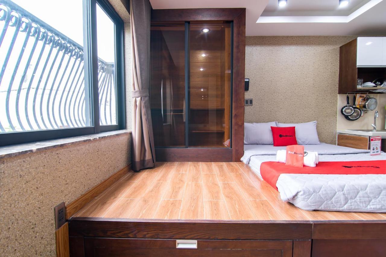 Reddoorz Plus @ Nguyen Trai Street Хошимин Экстерьер фото