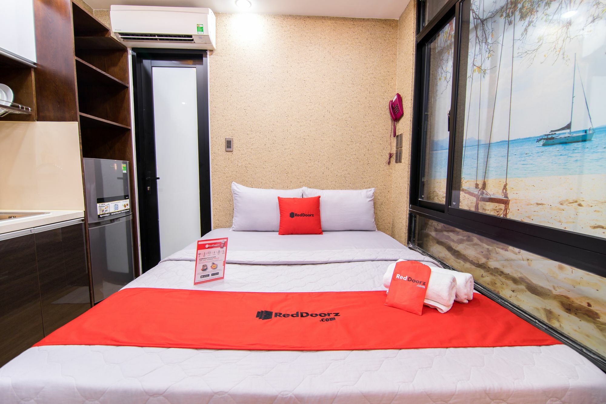 Reddoorz Plus @ Nguyen Trai Street Хошимин Экстерьер фото