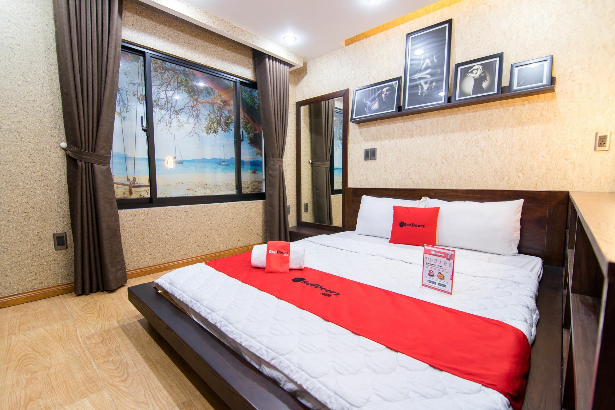 Reddoorz Plus @ Nguyen Trai Street Хошимин Экстерьер фото